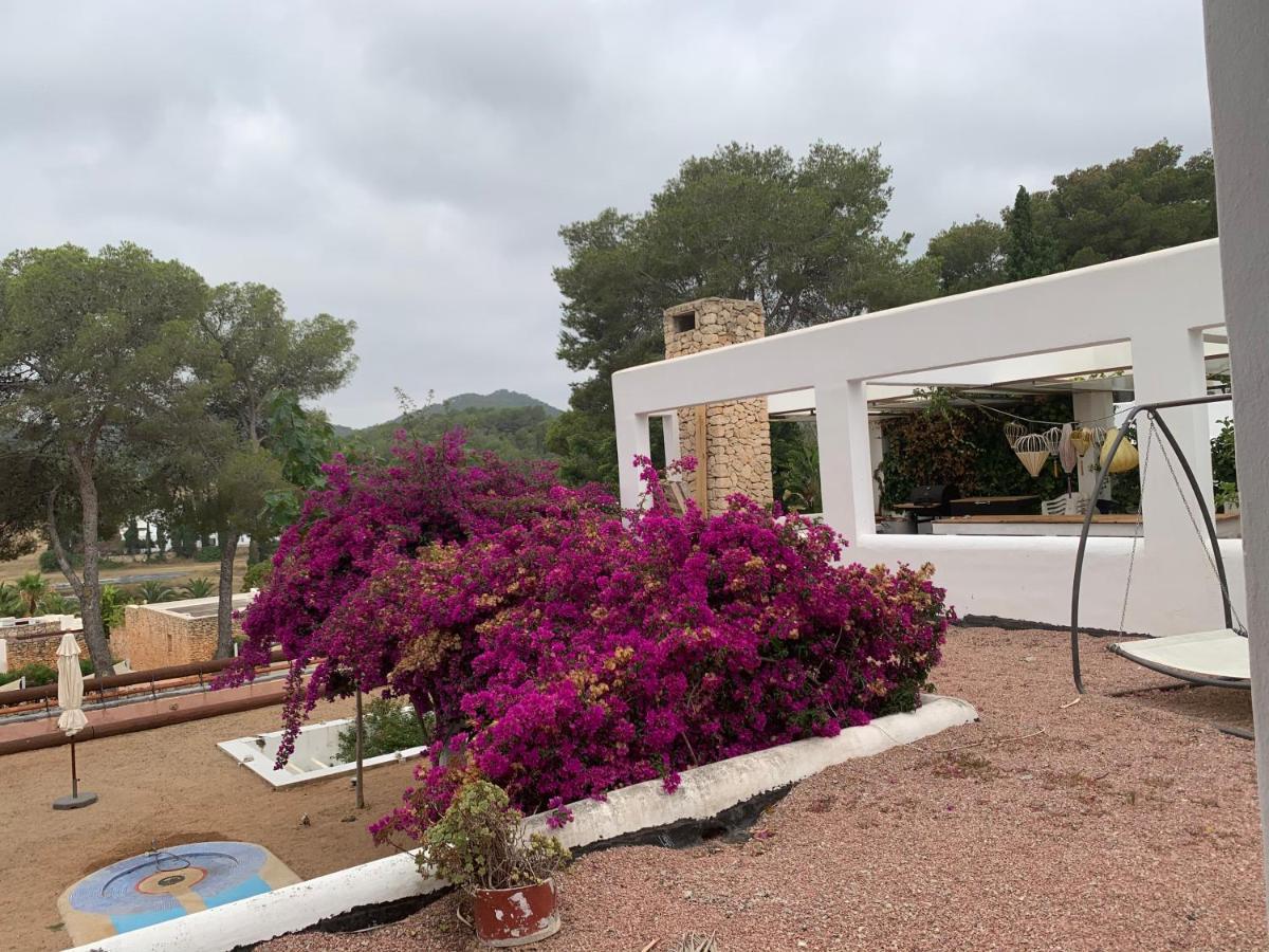 Bed and Breakfast Ibiza Paradise Santa Eulària des Riu Exterior foto