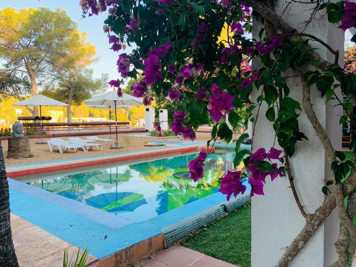 Bed and Breakfast Ibiza Paradise Santa Eulària des Riu Exterior foto