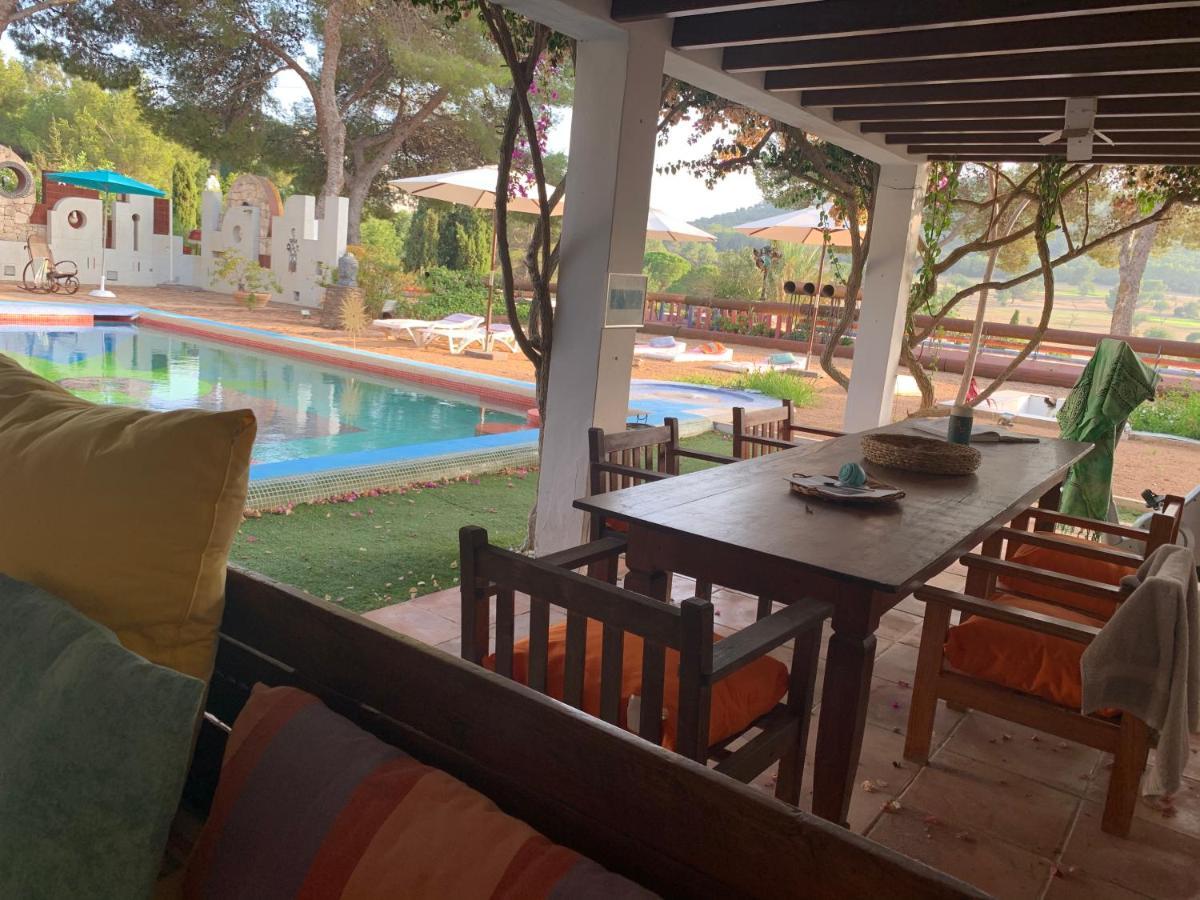 Bed and Breakfast Ibiza Paradise Santa Eulària des Riu Exterior foto