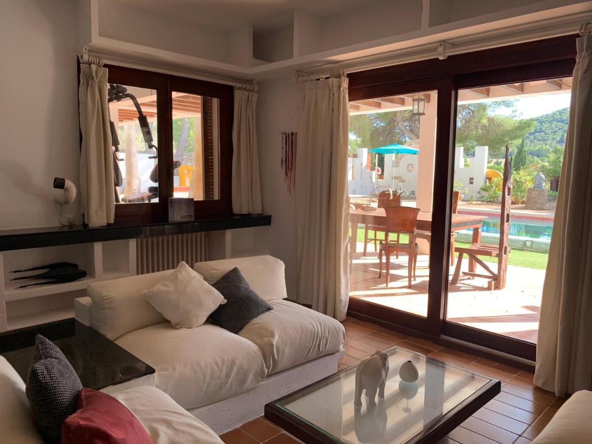 Bed and Breakfast Ibiza Paradise Santa Eulària des Riu Exterior foto